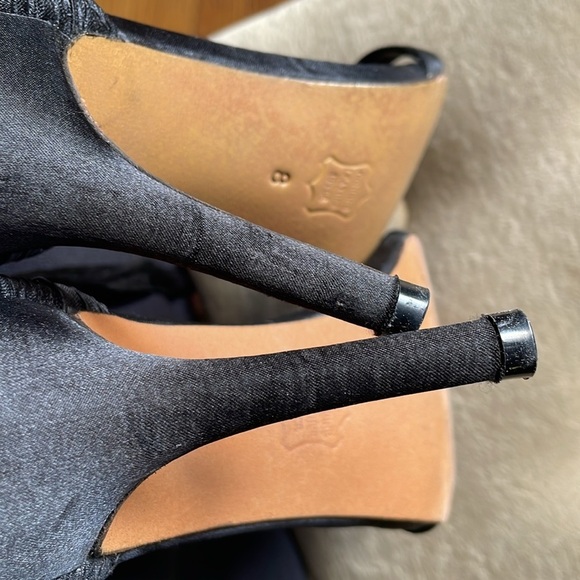 💃🏻 👠 FABULOUS Stephanie McB Size 8 Black Satin Ballerina Stilettos - Picture 10 of 13